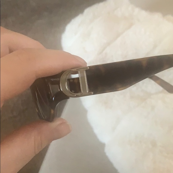 Christian Dior Stunnas - Picture 5 of 8